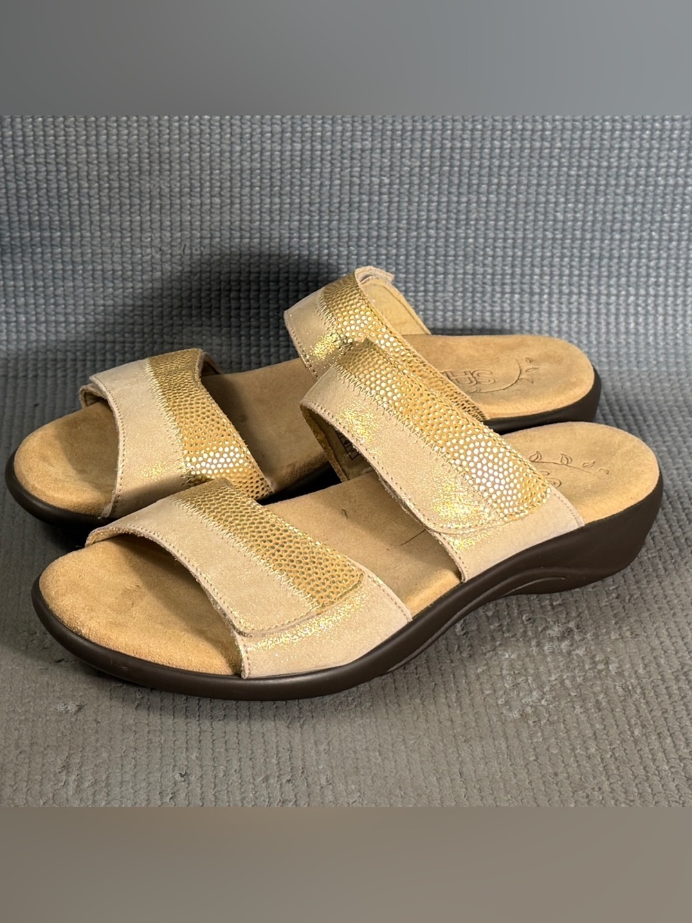 SAS Women's Nudu Slide Sandals Gold 2 Tone Size 7